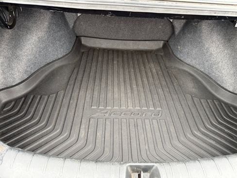 Used 2014 Honda Accord EX-L image 10