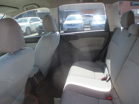 Used 2015 Subaru Forester 2.5i Premium Sport Utility 4D AWD/4WD image 7