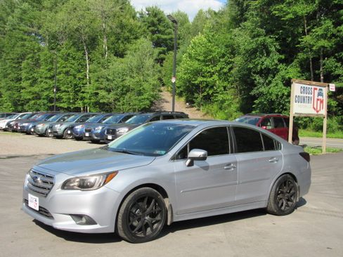 Used 2016 Subaru Legacy 2.5i Limited AWD/4WD image 2