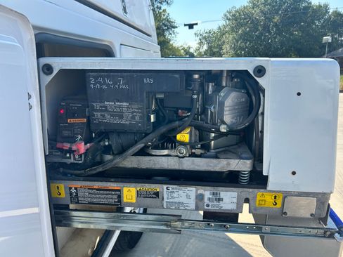 Used 2013 Ford F350 image 35