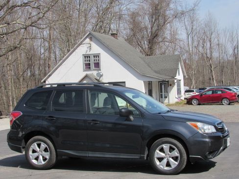 Used 2015 Subaru Forester 2.5i Premium image 10