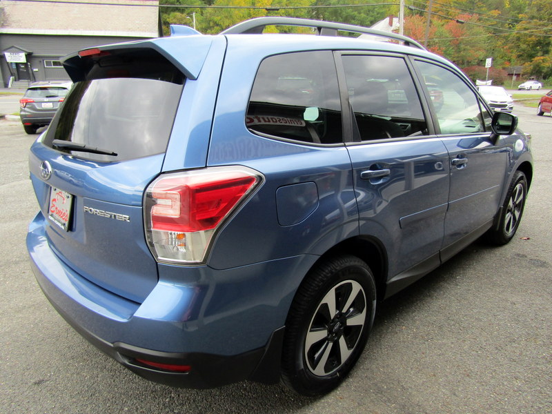Used 2018 Subaru Forester 2.5i Premium AWD/4WD image 4