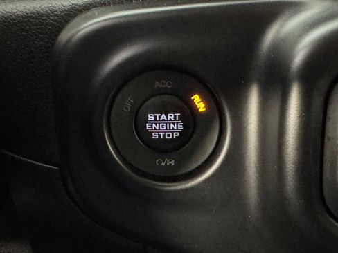 Used 2021 Jeep Wrangler Unlimited Willys image 21