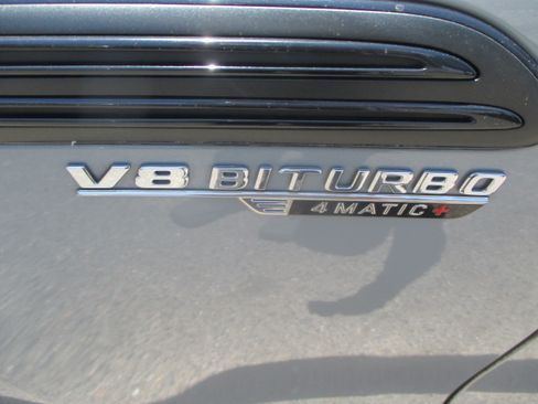 Used 2022 Mercedes-Benz SL 55 AMG 4MATIC image 9