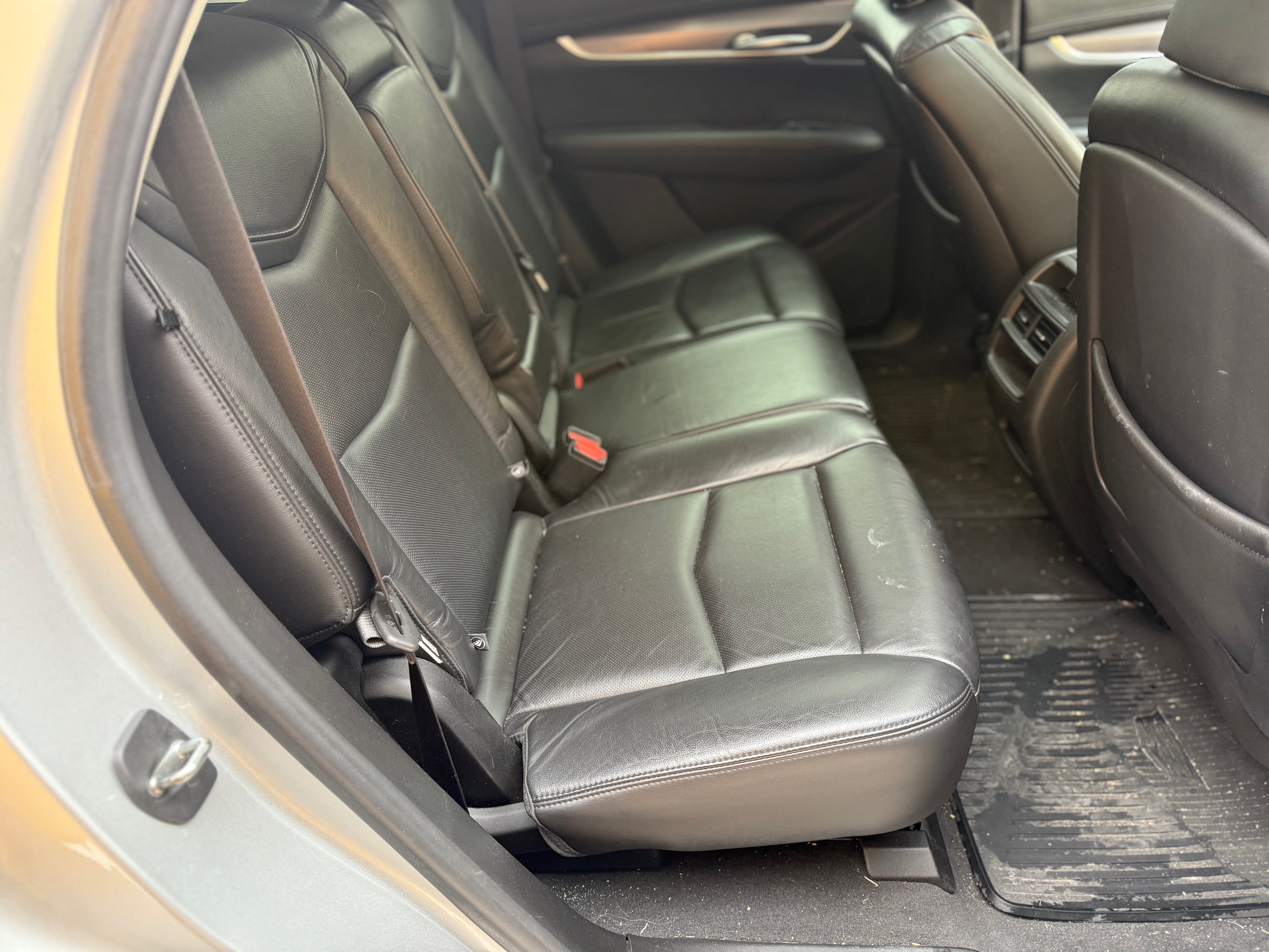 Used 2018 Cadillac XT5 Luxury FWD image 9