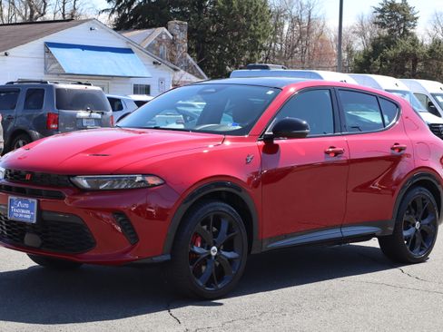 Used 2024 Dodge Hornet R/T Plus image 3