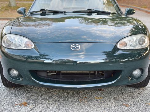 Used 2001 MAZDA MX-5 Miata Special Edition image 16