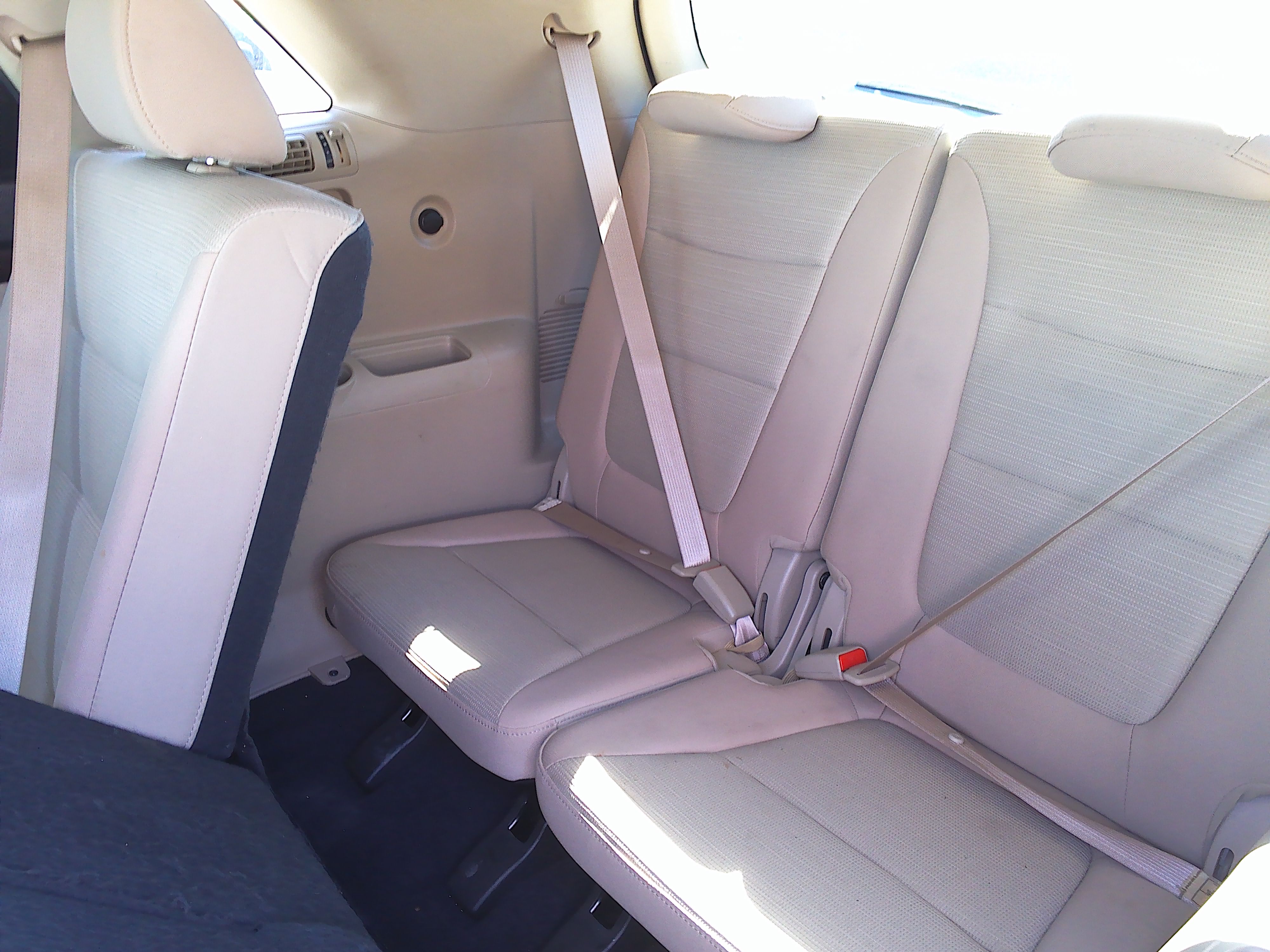 Used 2015 Kia Sorento AWD LX V6 image 9