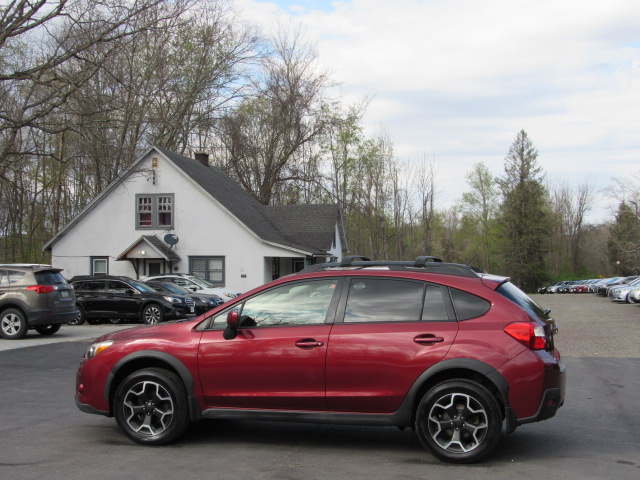 Used 2013 Subaru XV Crosstrek 2.0i Premium AWD/4WD image 4