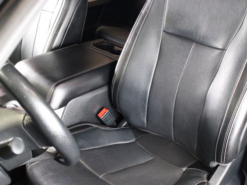 Used 2020 Ford F150 Lariat image 9