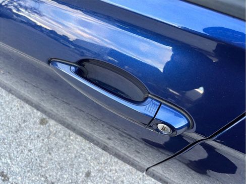 Used 2017 BMW 320i xDrive Sedan image 16