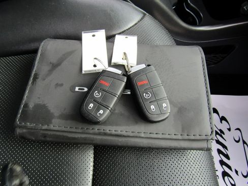 Used 2018 Dodge Journey GT image 27