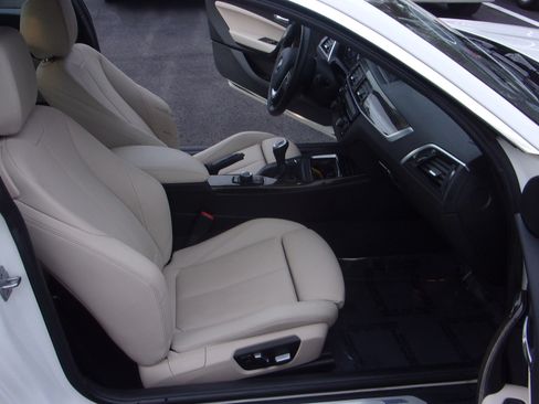 Used 2019 BMW 230i image 29