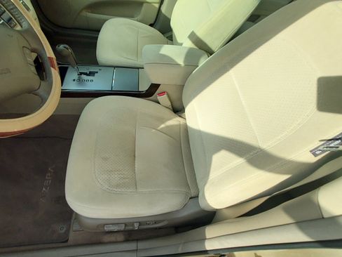 Used 2010 Hyundai Azera GLS image 10