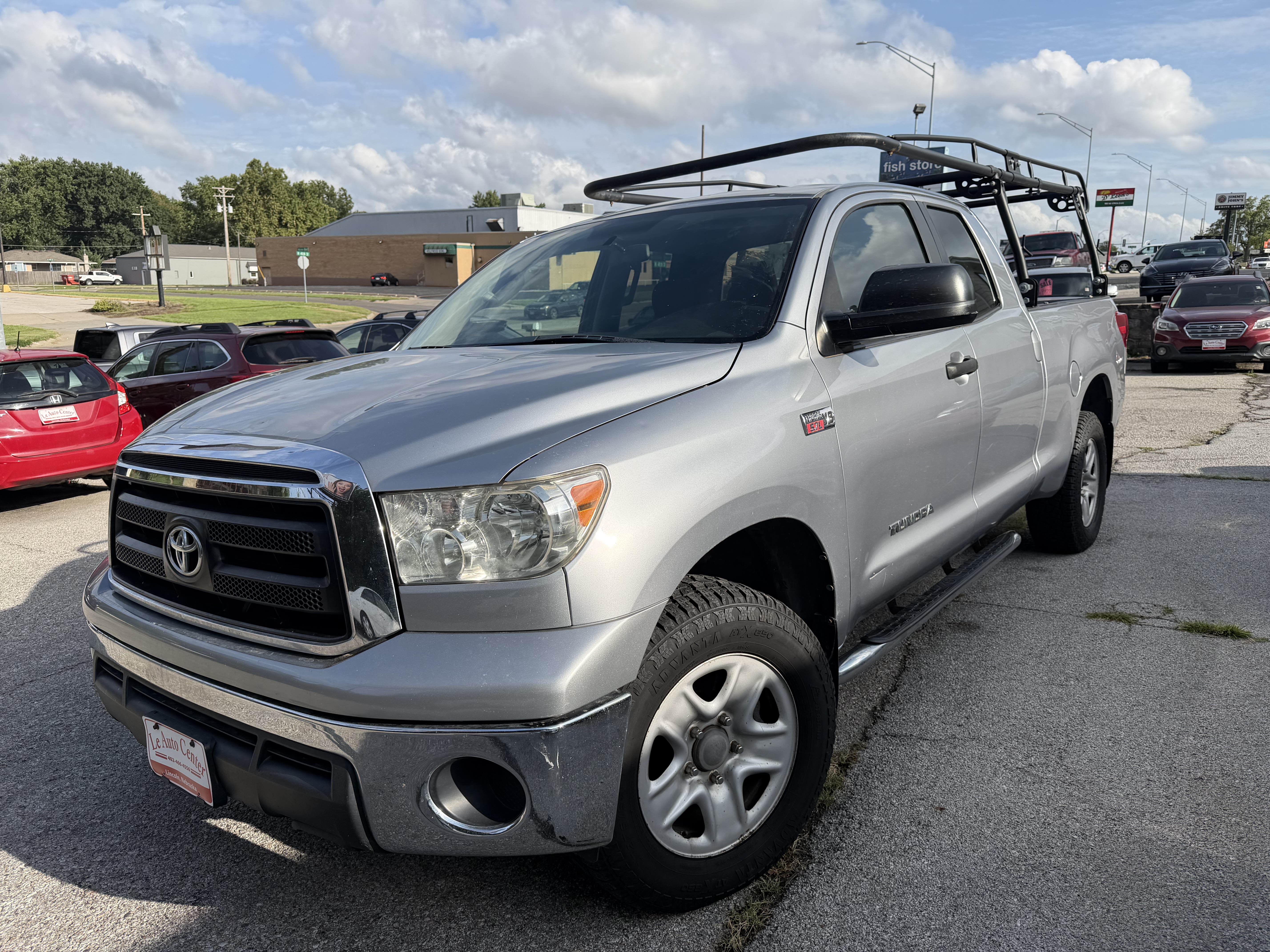 Used 2011 Toyota Tundra 4x4 Double Cab image 4