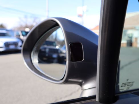 Used 2016 Porsche Panamera GTS image 39