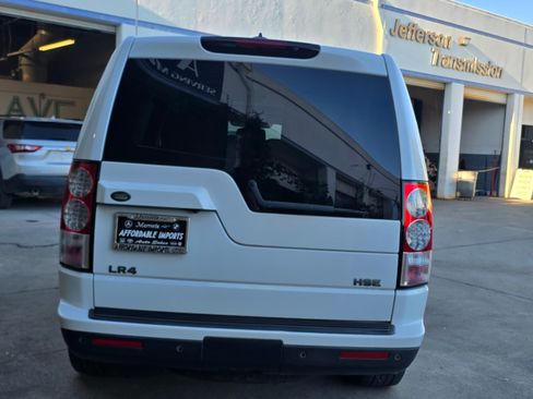 Used 2011 Land Rover LR4 HSE LUX image 10