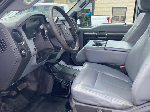 Used 2014 Ford F250 4x4 SuperCab Super Duty image 11