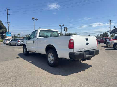 Used 2010 Ford F250 2WD Regular Cab Super Duty image 5