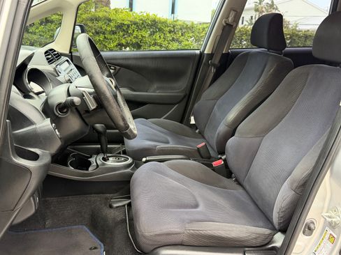 Used 2013 Honda Fit Sport image 17
