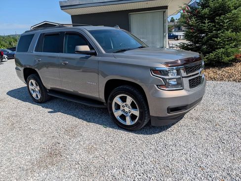 Used 2017 Chevrolet Tahoe 4WD LT image 3