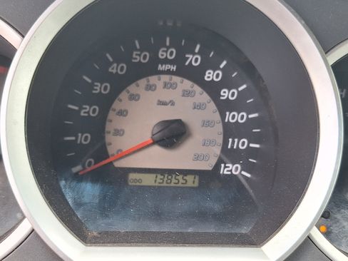 Used 2005 Toyota Tacoma TRD Off-Road image 9