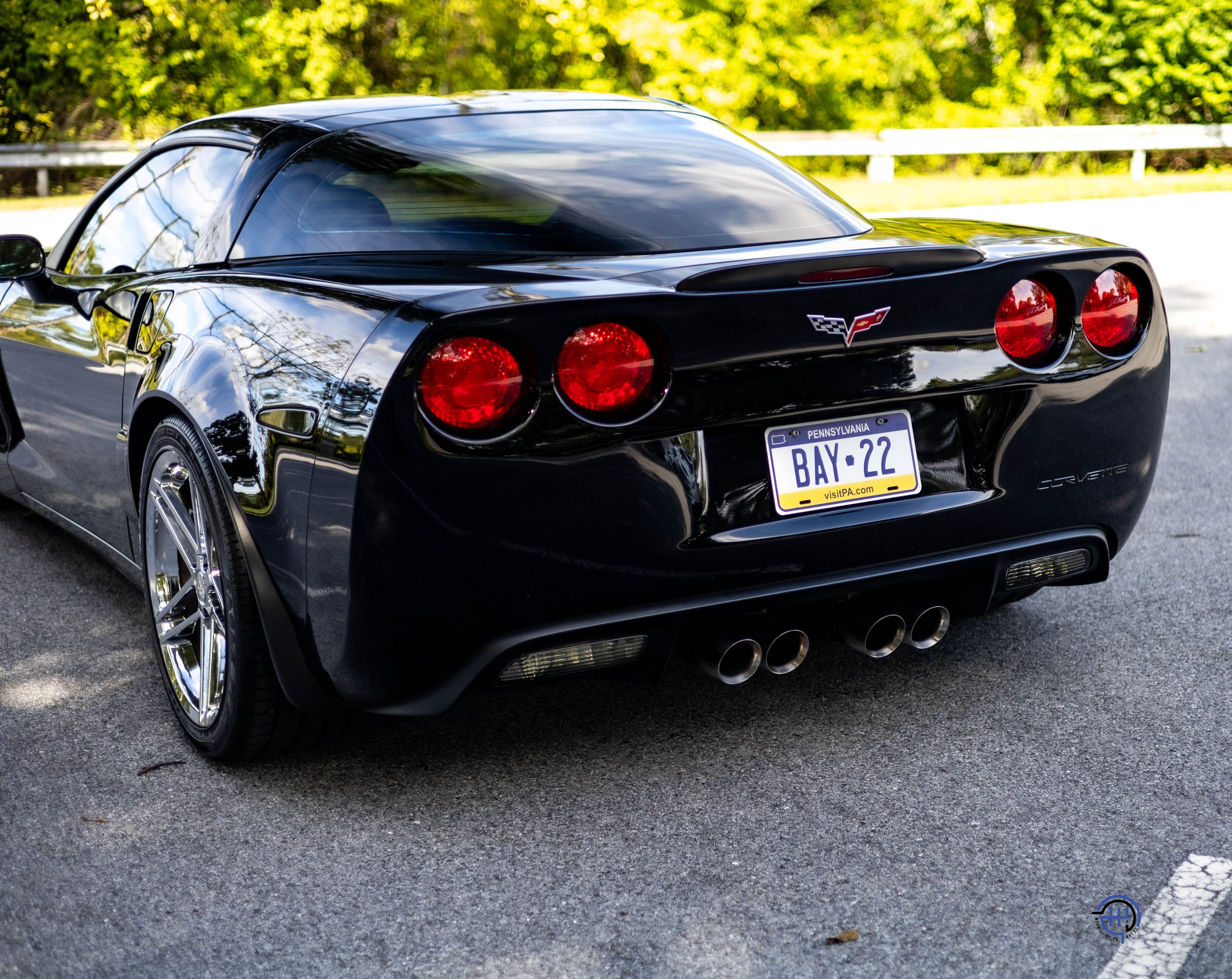 Used 2008 Chevrolet Corvette Z06 Coupe w/ 2LZ RWD image 18