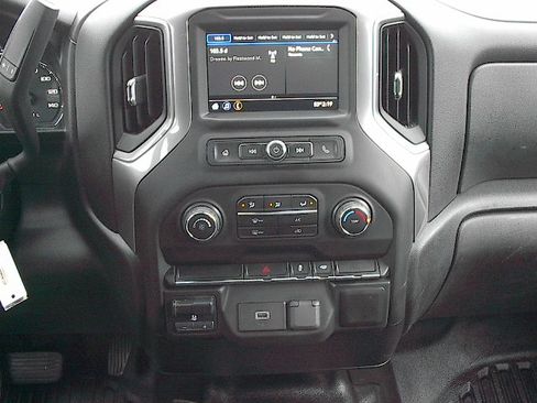 Used 2020 Chevrolet Silverado 2500 W/T image 15