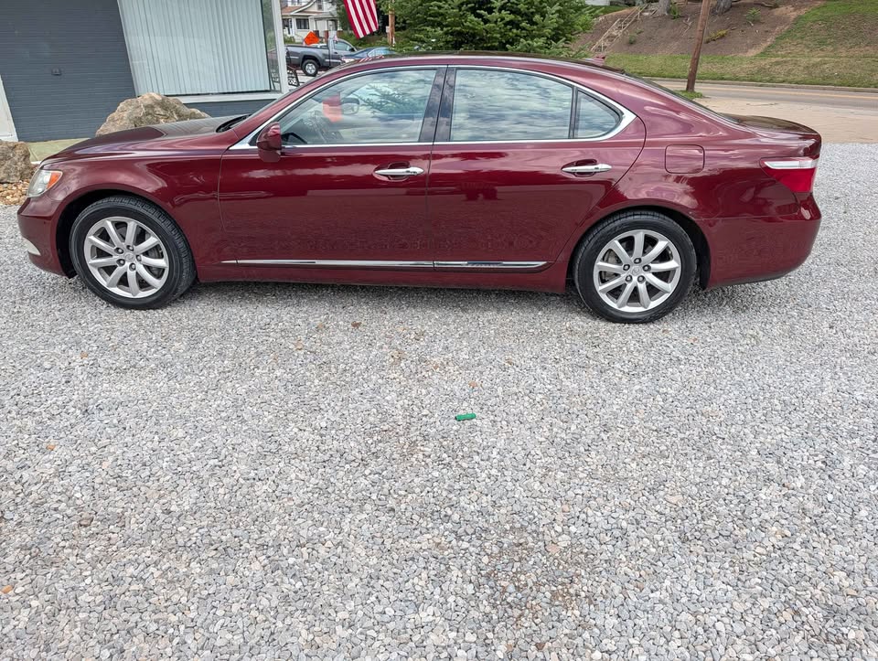 Used 2009 Lexus LS 460 UNAVAIL RWD image 2