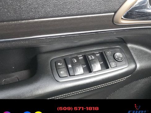 Used 2016 Jeep Grand Cherokee Limited image 15