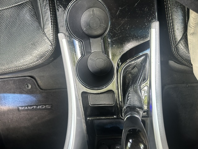 Used 2011 Hyundai Sonata SE FWD image 10