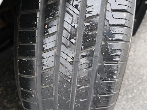 Used 2014 Chevrolet Malibu LT image 32