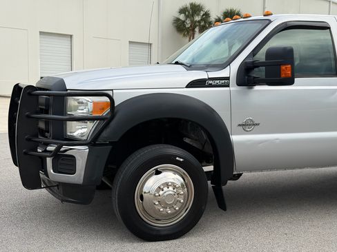 Used 2012 Ford F550 image 21