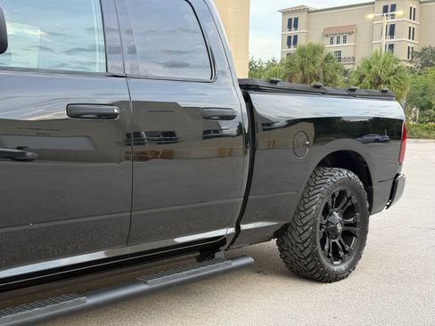 Used 2014 RAM 1500 ST RWD image 31
