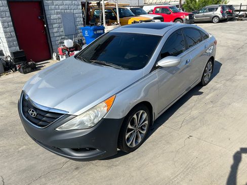 Used 2013 Hyundai Sonata 2.0T FWD image 2
