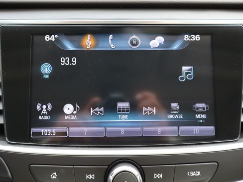 Used 2017 Buick LaCrosse Essence image 19