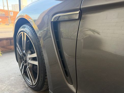 Used 2014 Porsche Panamera 4S image 17