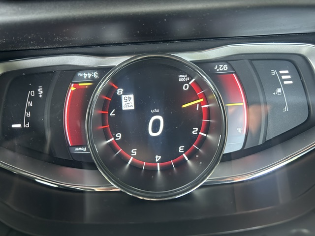 Used 2015 Volvo XC60 AWD T6 R-Design Platinum image 12