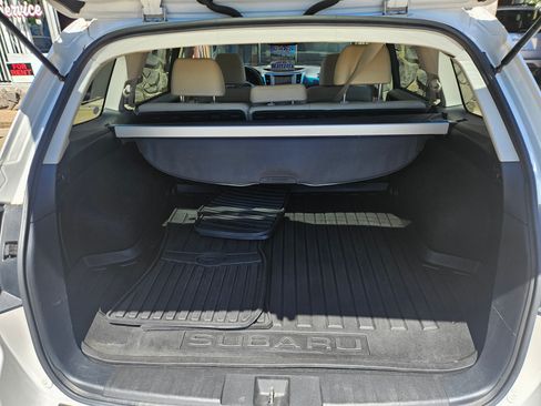 Used 2013 Subaru Outback 2.5i Limited AWD/4WD image 11