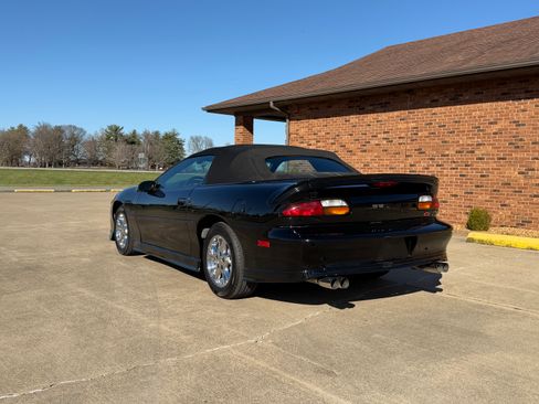 Used 2002 Chevrolet Camaro Z28 image 3