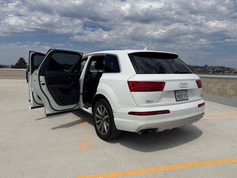 Used 2017 Audi Q7 3.0T Premium Plus AWD/4WD image 10