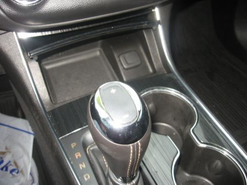 Used 2018 Chevrolet Impala LT image 12