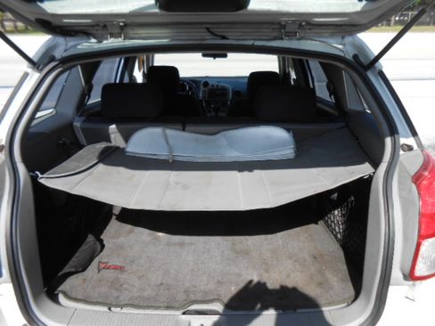 Used 2004 Toyota Matrix XR FWD image 4