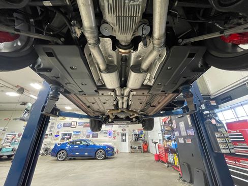 Used 2023 Dodge Challenger R/T w/ T/A PACKAGE RWD image 60