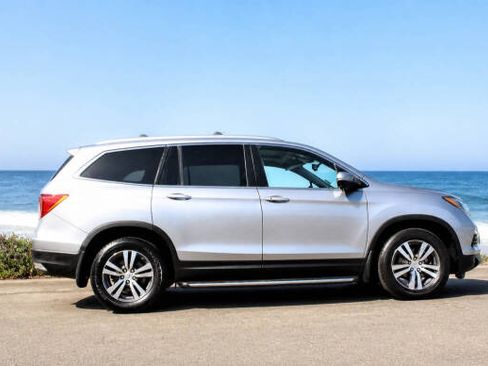 Used 2016 Honda Pilot FWD EX-L image 1