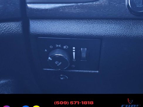 Used 2017 Jeep Grand Cherokee Altitude image 15