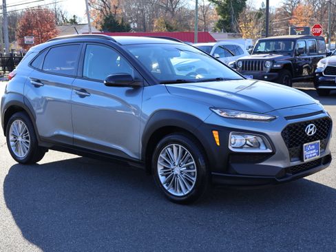 Used 2018 Hyundai Kona SEL image 10
