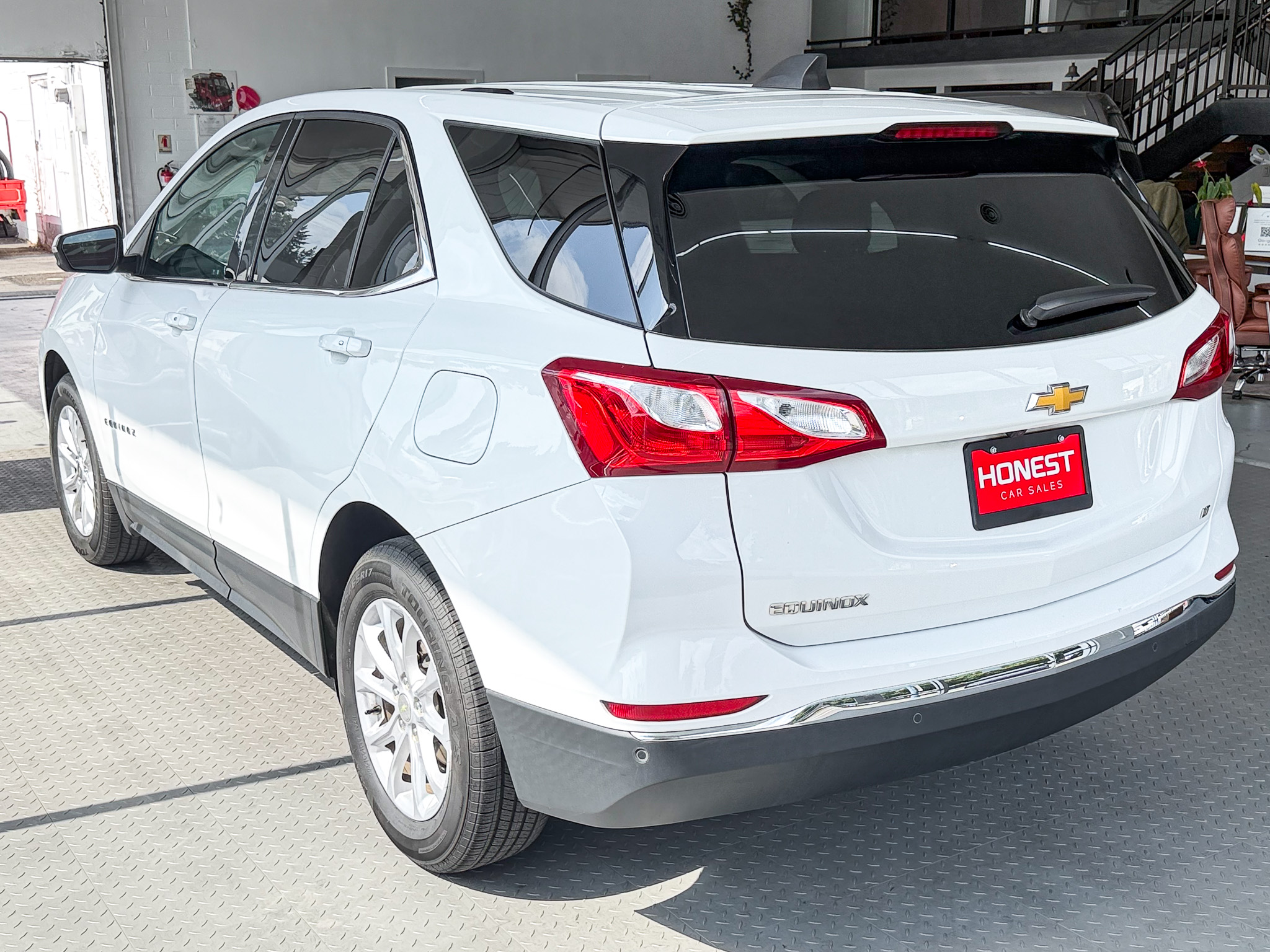Used 2019 Chevrolet Equinox FWD LT w/ 1LT image 6