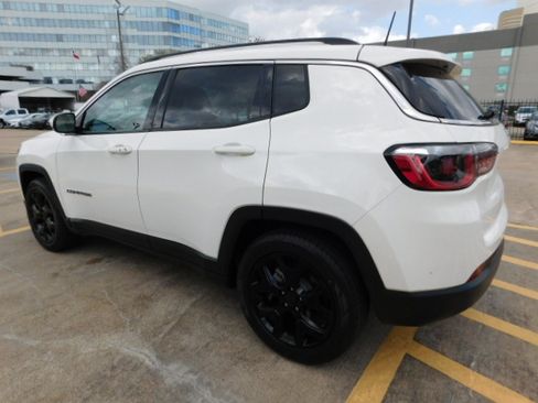 Used 2020 Jeep Compass Limited image 5