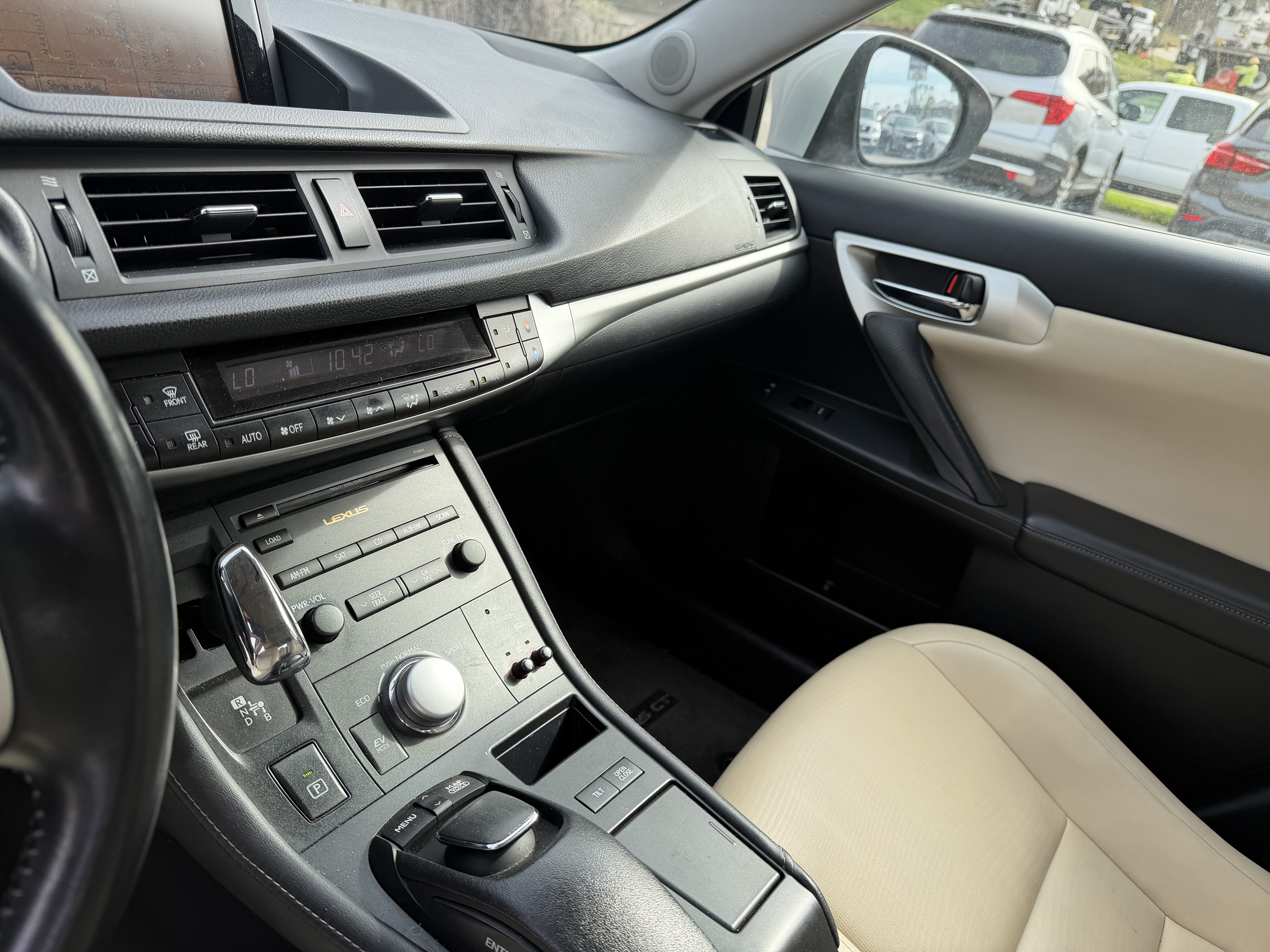 Used 2012 Lexus CT 200h FWD image 15